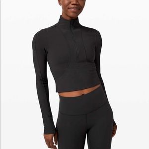 LULULEMON/ take it in stride 1/2 zip crop